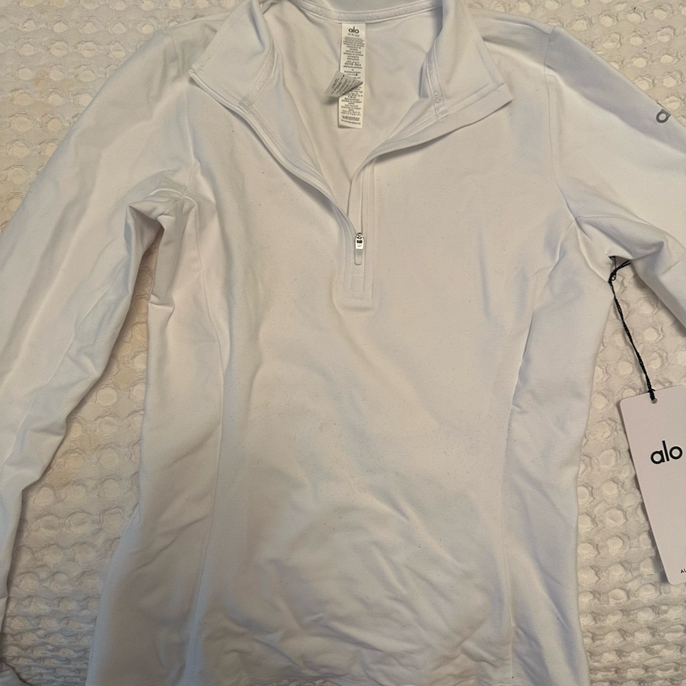 ALO Yoga Ivory Pullover